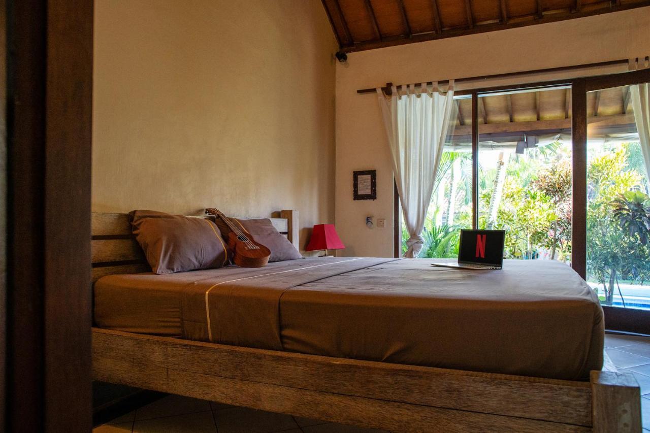 Mote Surfstay Canggu Esterno foto